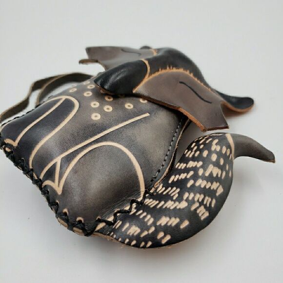 Handmade Leather Fox Wristlet Wallet Gray Minimalist Woodland Animal Coin Purse - Picture 5 of 10